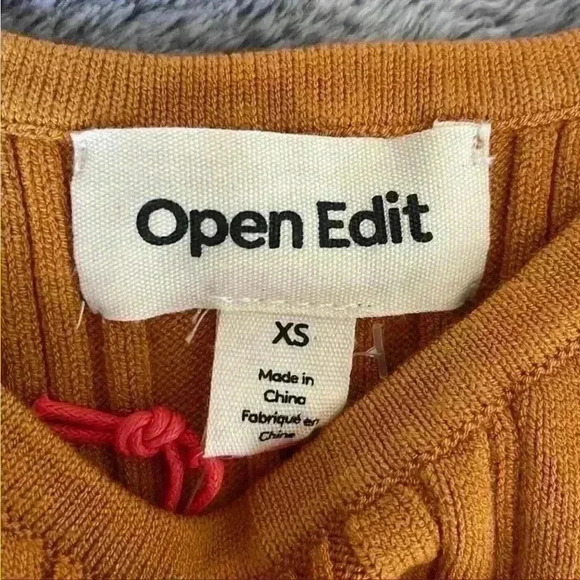 Open Edit Asymmetric Keyhole One Sleeve Sweater in Orange Inca Size X-Small NWT - Picture 8 of 10